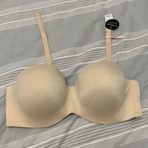 La vie en rose bra 36D removable straps brand new with tag
